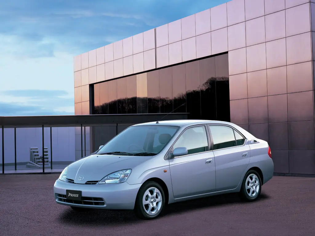 Toyota Prius (NHW11) 1 поколение, рестайлинг, седан, гибрид (05.2000 - 08.2003)